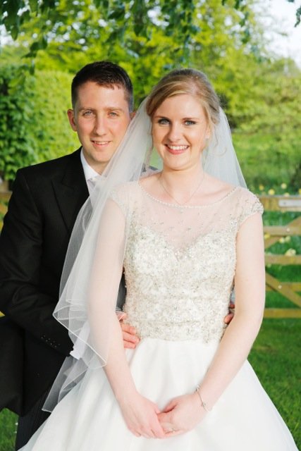 Claire wedding at Gate street Barn near Guildford