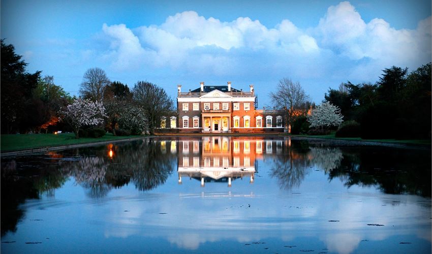 Lindsey S Top 3 Wedding Venues In Essex Nw Makeup